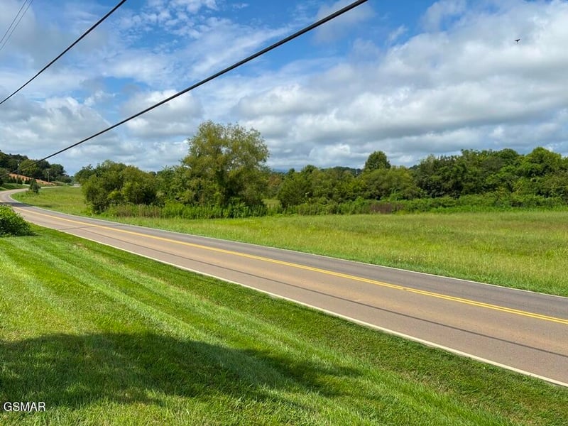0 Middle Creek Rd Lot 0000, Sevierville, TN 37862