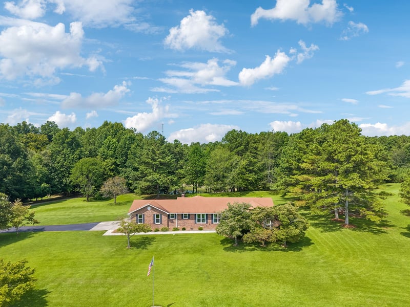 296 Mulberry Rd, Hazel Green, AL 35750