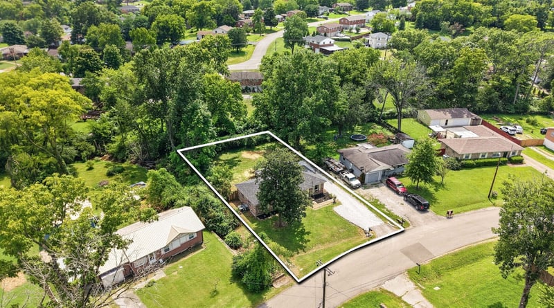 5035 Bonnameade Dr, Hermitage, TN 37076