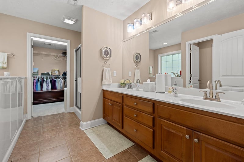322 Peachtree Cir, Ringgold, GA 30736