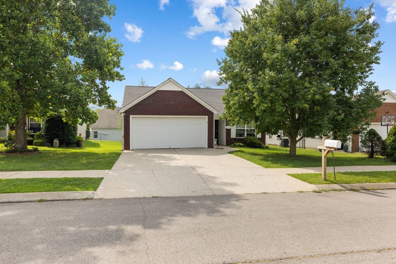 2006 Golden Ct, Spring Hill, TN 37174
