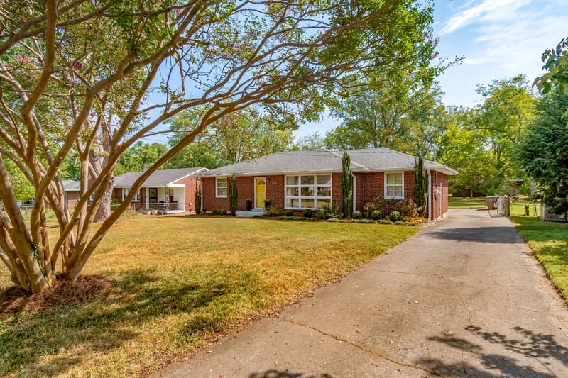 3220 Avenal Ave, Nashville, TN 37211