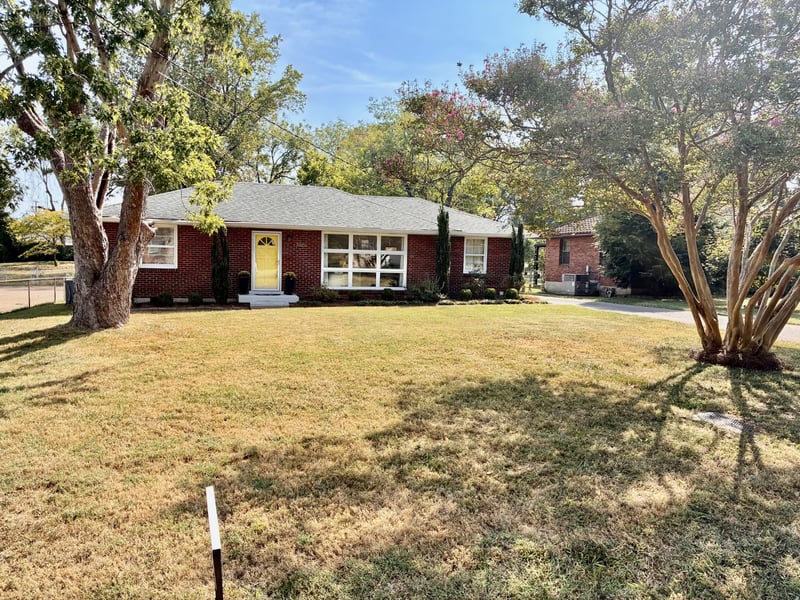 3220 Avenal Ave, Nashville, TN 37211