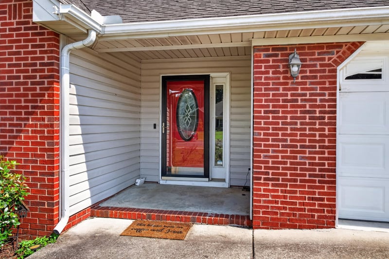 67 Gem Dr, Rossville, GA 30741