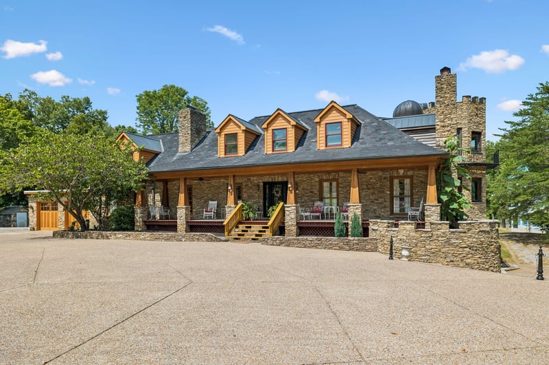 1374 Peter Pond Rd, Ashland City, TN 37015