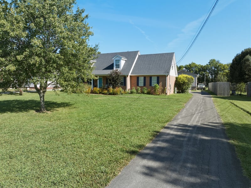 4982 Burnt Knob Rd, Murfreesboro, TN 37129
