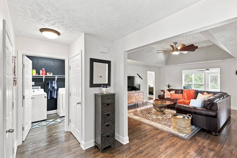102 Blossom Ct, White House, TN 37188