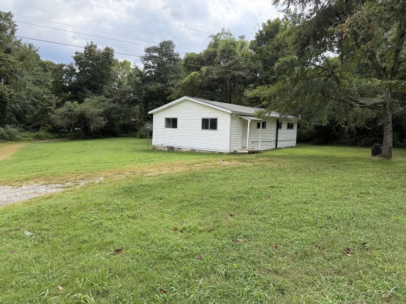308 Preacher Rd, Charlotte, TN 37036
