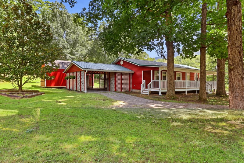 85 Sims Dr, Wildwood, GA 30757