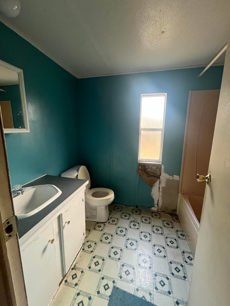 2950 Davis Rd, Rocky Face, GA 30740