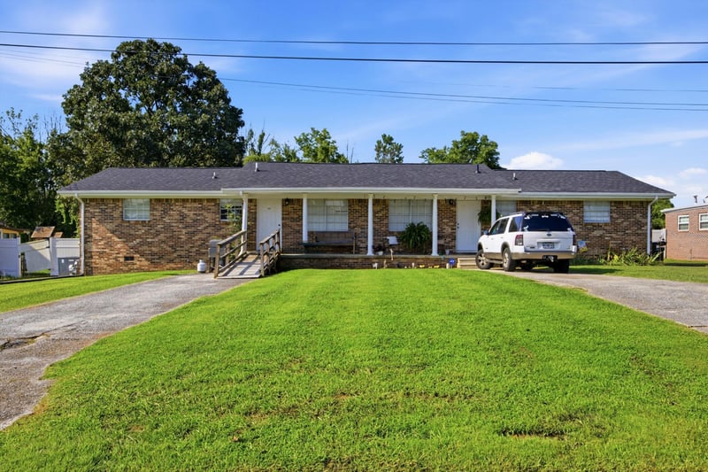 1305 Park Forrest Dr, Fort Oglethorpe, GA 30742