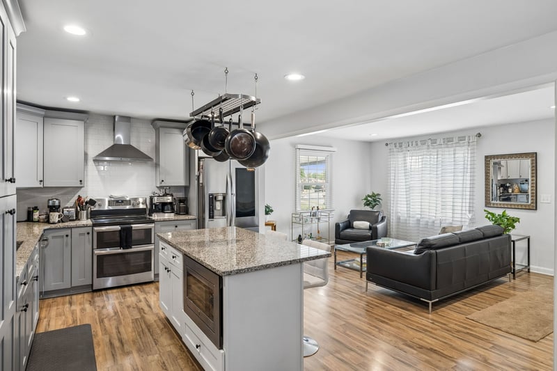 2403 Underwood St, Nashville, TN 37208