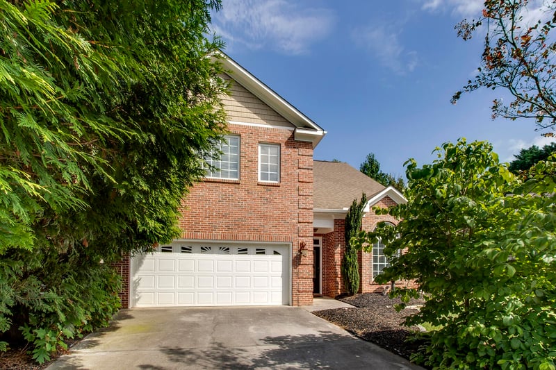 8511 King Arthur Ln, Knoxville, TN 37923