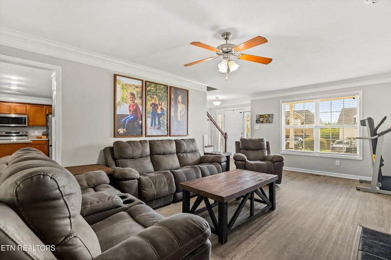 2911 Porch Swing Rd, Knoxville, TN 37938