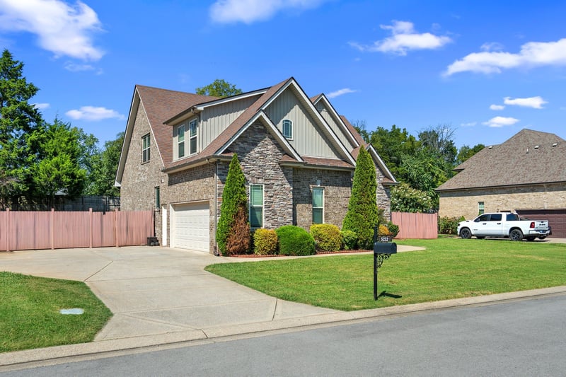 5232 Honeybee Dr, Murfreesboro, TN 37129