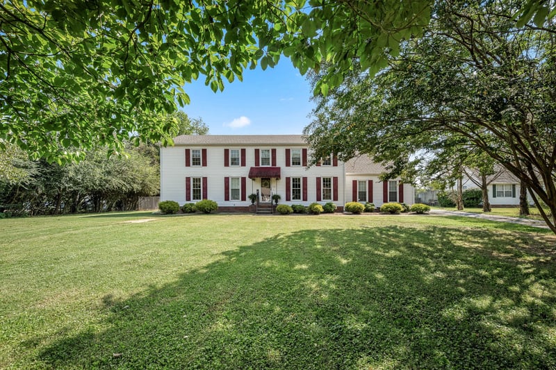 648 Greystone Dr, Lascassas, TN 37085