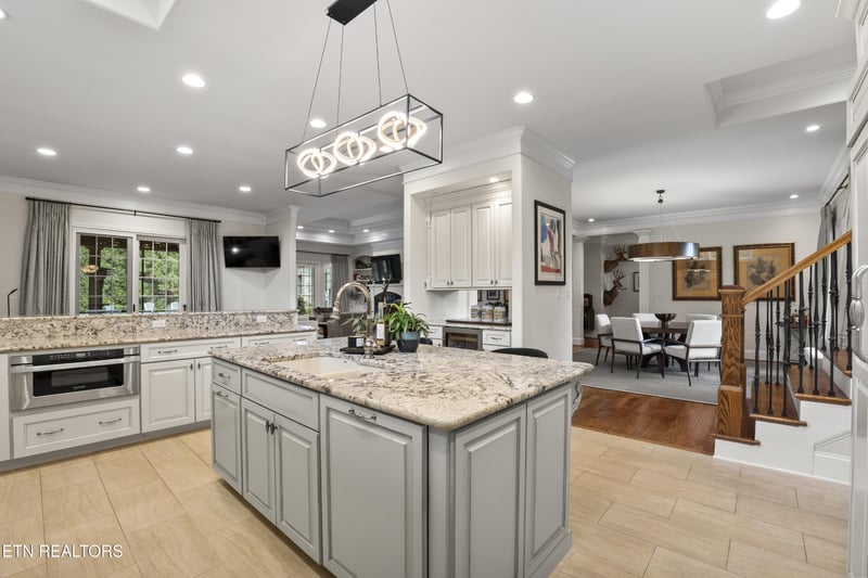 559 Stratfield Way, Knoxville, TN 37919