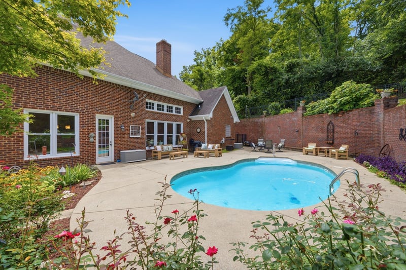 417 Sandcastle Rd, Franklin, TN 37069