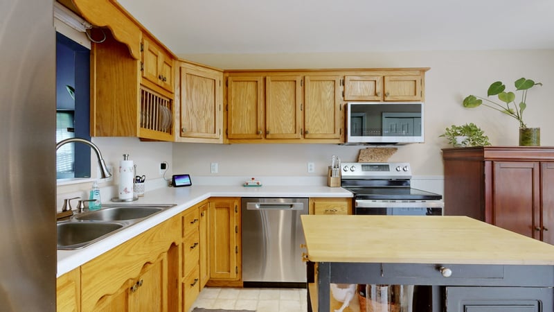 507 Corlew Cir, White Bluff, TN 37187