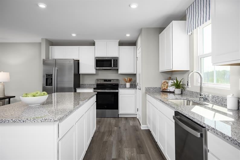 2203 Maywood Ct, Goodlettsville, TN 37072