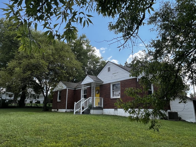 1208 Barry Dr, Madison, TN 37115