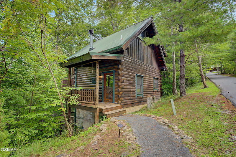 3039 Brothers Way, Sevierville, TN 37862