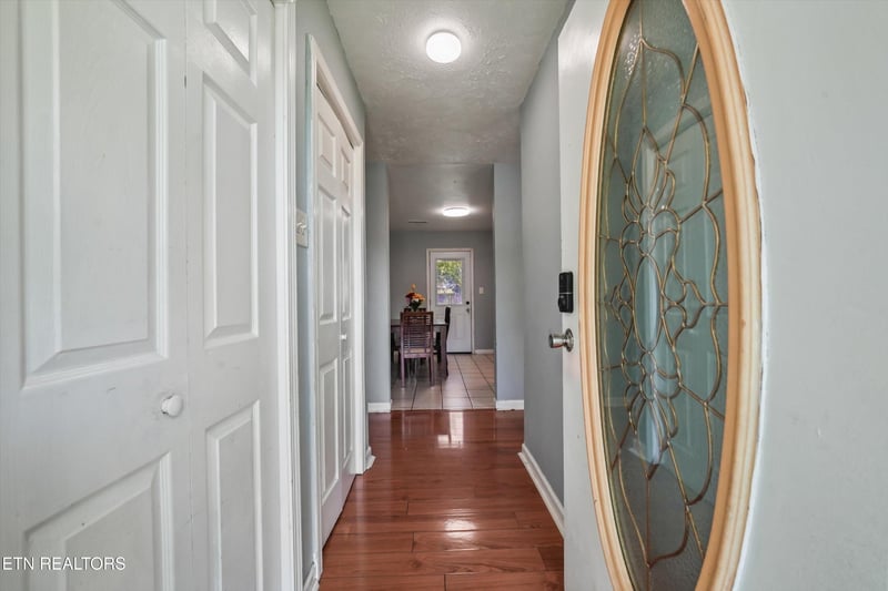 1101 Se Magnet Pl, Knoxville, TN 37915