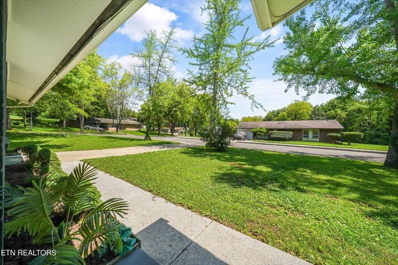 1101 Se Magnet Pl, Knoxville, TN 37915