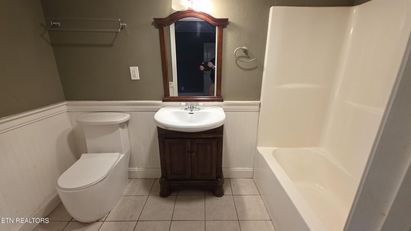 1181 Carding Machine Rd, Loudon, TN 37774