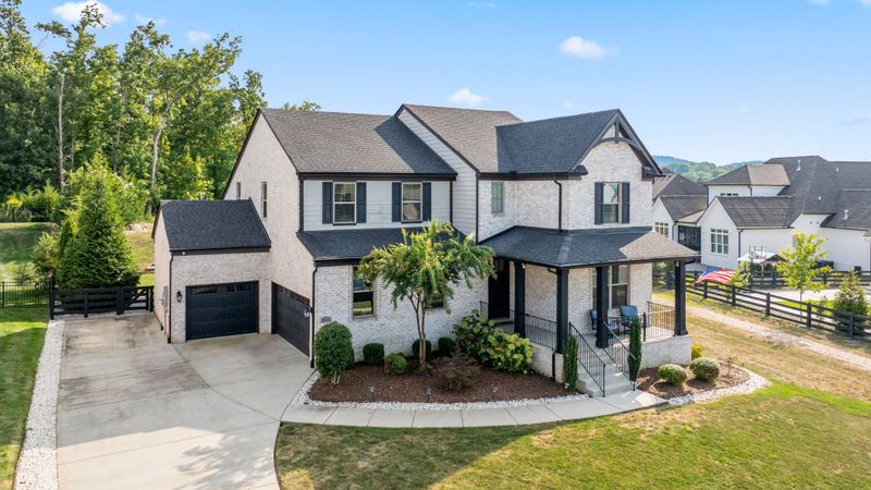 648 Dunmeyer Ct, Nolensville, TN 37135