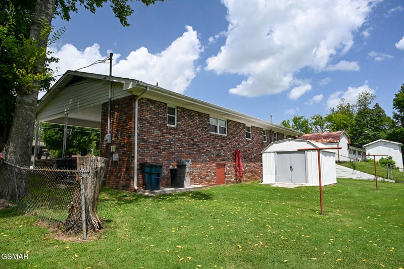 220 Pinedale St, Maryville, TN 37801