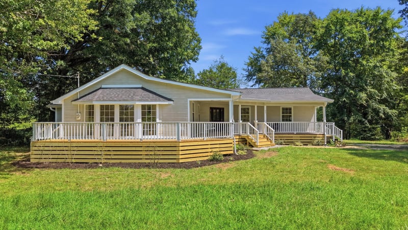 93 Gary Ln, Ringgold, GA 30736