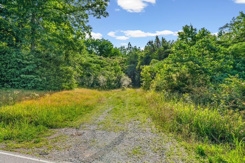 1010 Saddle Tree Rd, Ashland City, TN 37015