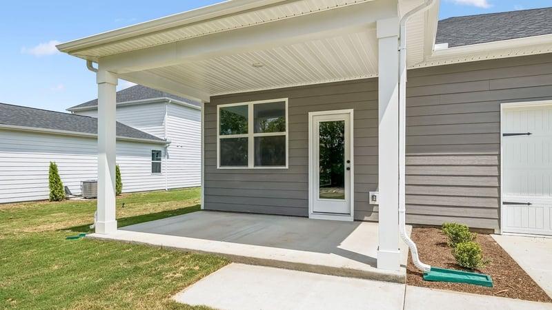 4022 Red Hawk Rd, Columbia, TN 38401