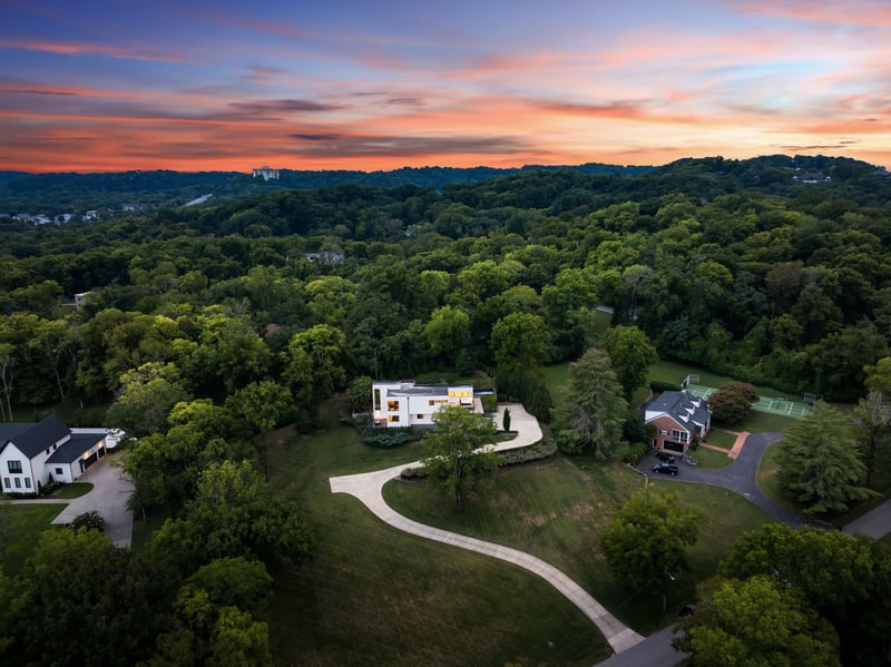 6321 E Valley Rd, Nashville, TN 37205