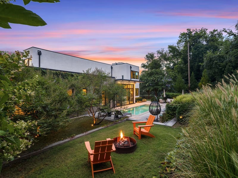 6321 E Valley Rd, Nashville, TN 37205
