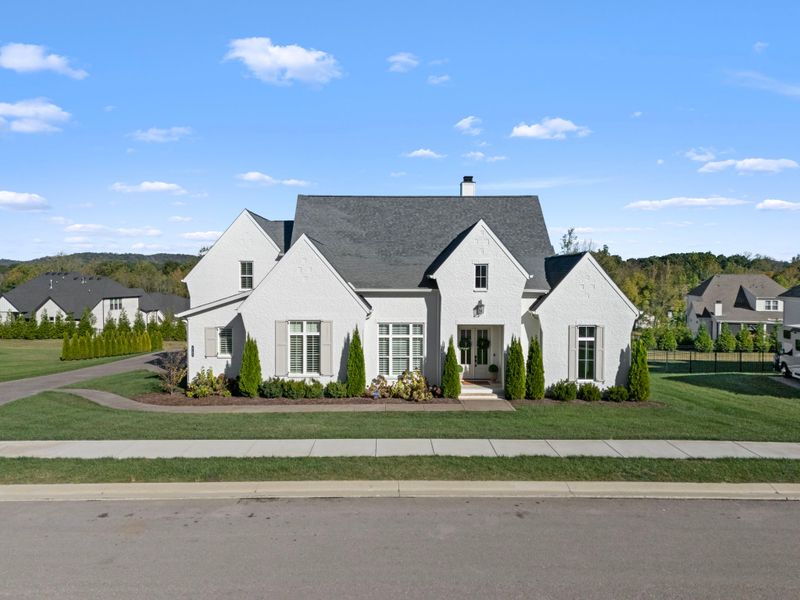 4793 Woodrow Pl, Arrington, TN 37014