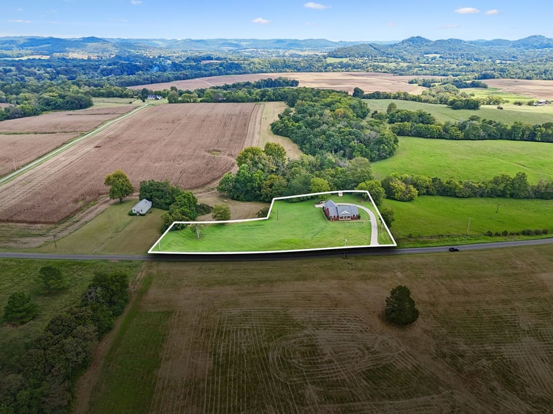 533 Rome Rd, Riddleton, TN 37151