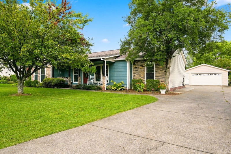 237 Peebles Dr, Smyrna, TN 37167
