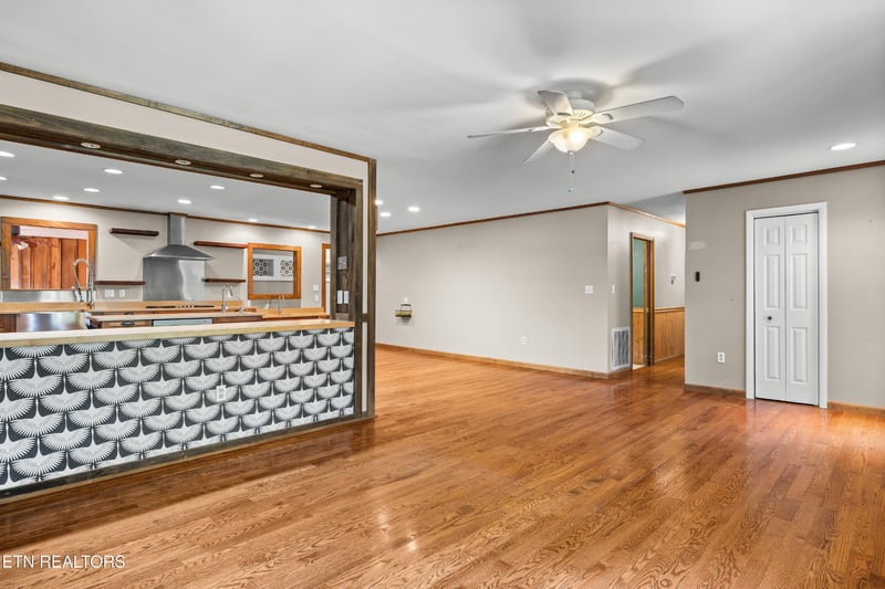 2214 Eva Jean Dr, Maryville, TN 37804