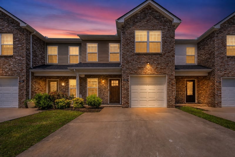 2067 Downstream Dr, Ashland City, TN 37015