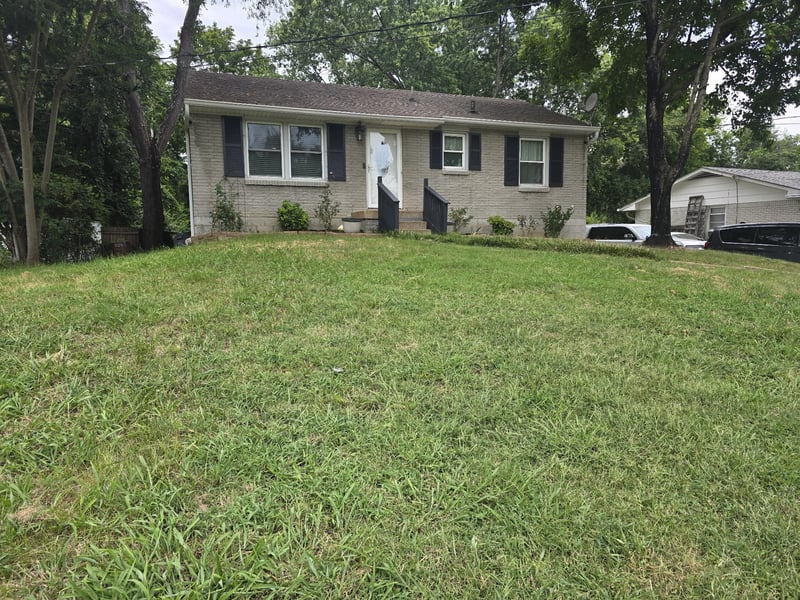 1413 Bain Dr, Madison, TN 37115