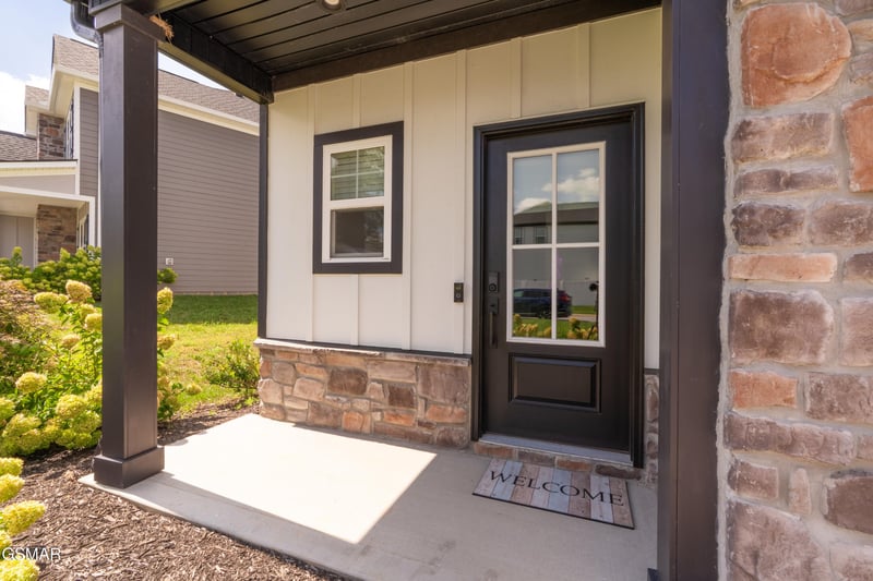 1722 Melton Meadows Dr, Maryville, TN 37803