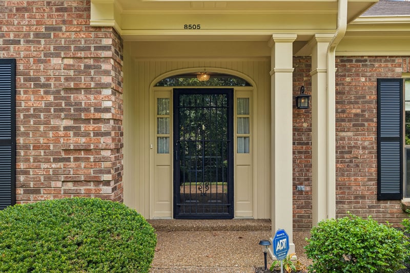 8505 Sawyer Brown Rd, Nashville, TN 37221