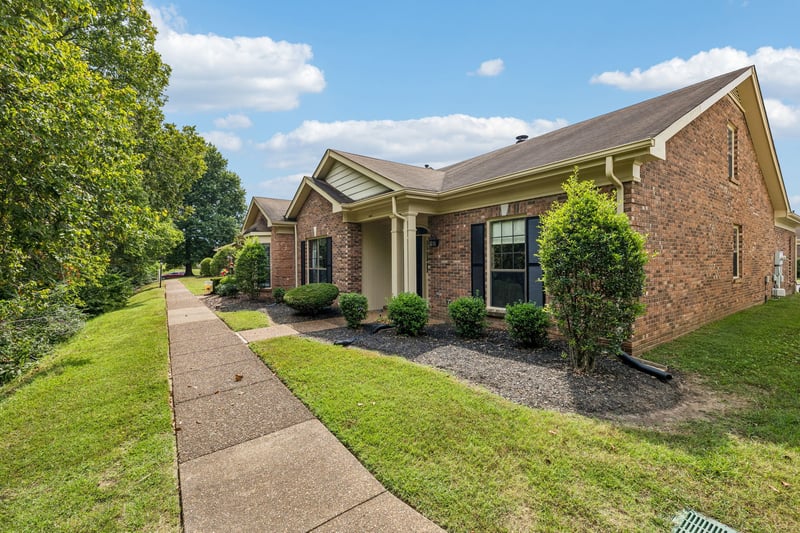 8505 Sawyer Brown Rd, Nashville, TN 37221