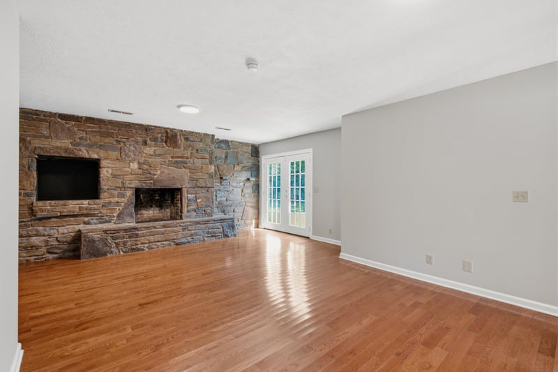 355 Flushing Dr, Nashville, TN 37211