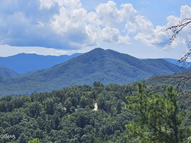 2330 Surries High Top Way Lot 2, Sevierville, TN 37862