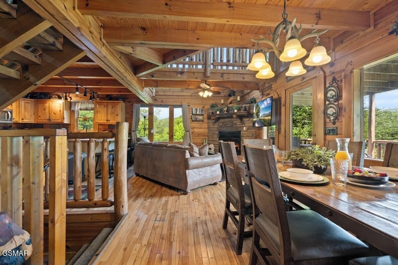 1409 Zachary Thomas Ln, Sevierville, TN 37876