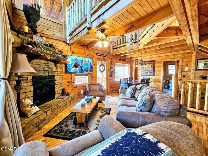 1409 Zachary Thomas Ln, Sevierville, TN 37876
