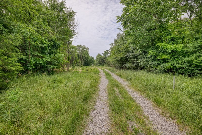 1901 Central Valley Rd, Murfreesboro, TN 37129